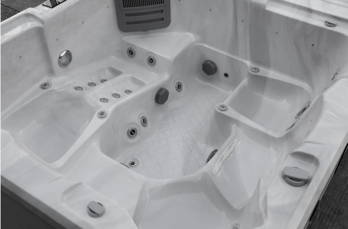 Emerson Elite Plunge